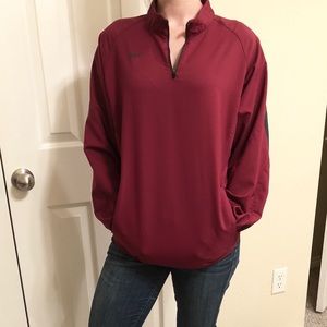 (SOLD) Maroon Nike windbreaker / pullover